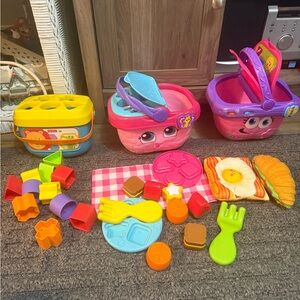 Fisher-Price Colorful Picnic Playset